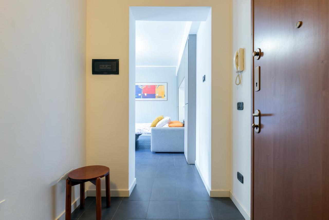 20Mins From Duomo - Renovated Apt Near City Center Apartment Milan Exterior photo